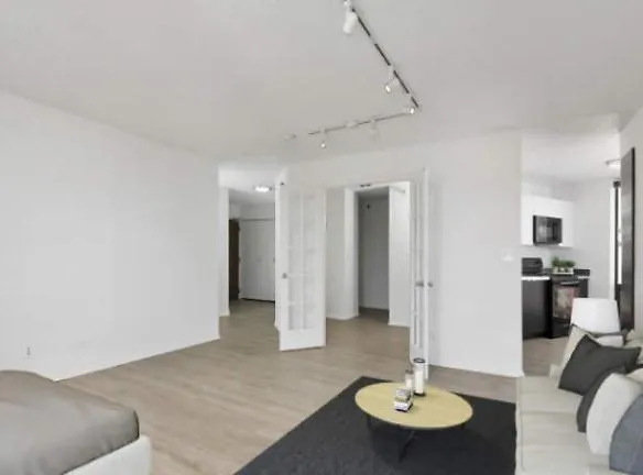 1120 N La Salle Dr unit 102 - Chicago, IL 60610 - Home For Rent