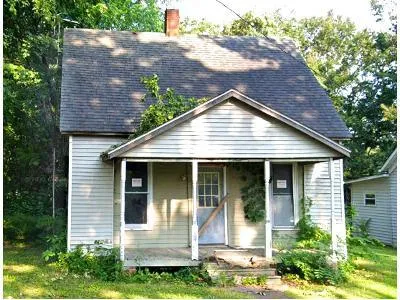 N. Minnie Ave. for Sale