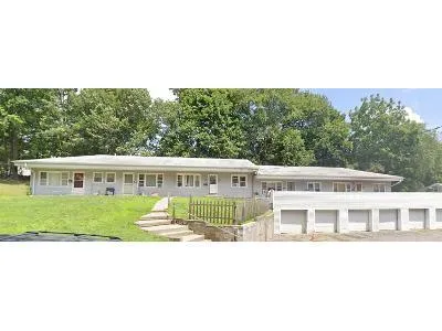 Lake Ave Ste 7 for Sale