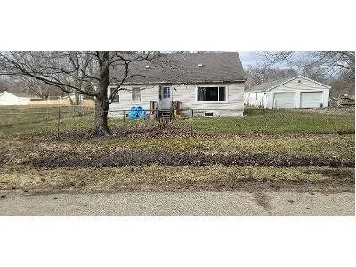 Roosevelt Ave for Sale