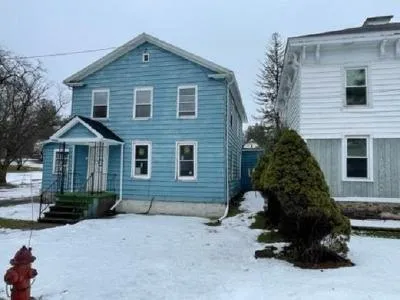 Sylvan St for Sale