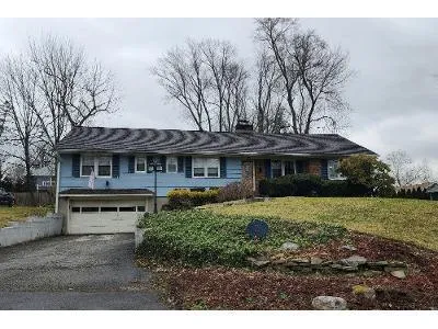 Fairview Dr for Sale