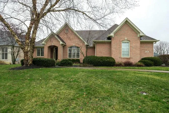 12169 HEATHERSTONE PL, Carmel, IN 46033 Single Family Residence For Sale  MLS# 21959589
