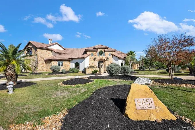 8651 Terra Dale, San Antonio, TX 78255 for Sale