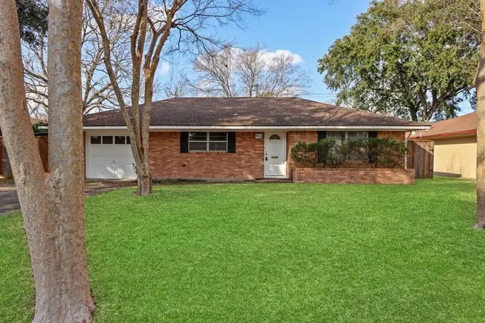 6010 Hornwood Dr, Houston, TX 77081 for Rent