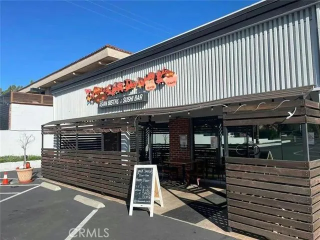 450 N MOORPARK RD # 405, Thousand Oaks, CA 91360 Business Opportunity For Sale  MLS# TR23166039