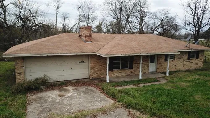 405 Main St, Lone Oak, TX 75453 for Sale