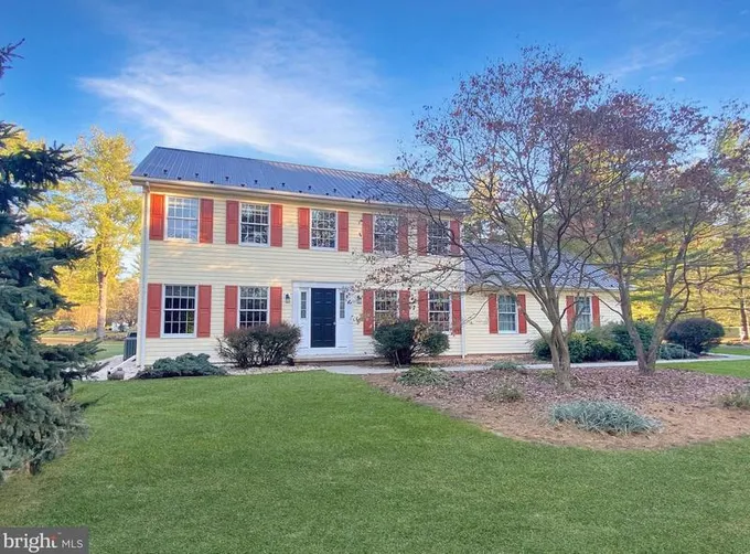 21 Schultz Ln, Falling Waters, WV 25419 - MLS WVBE2024052 for Sale