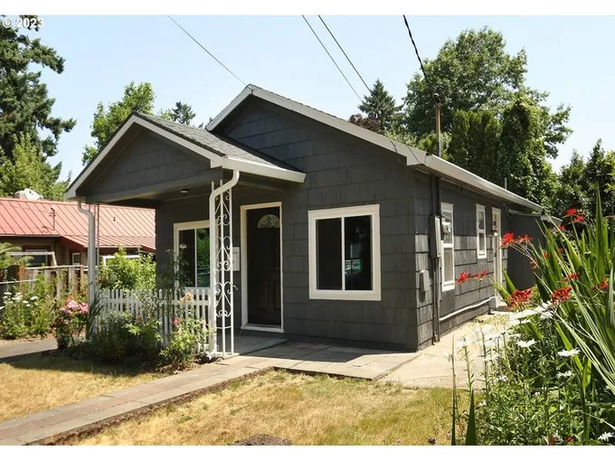 4546 NE 98TH AVE, Portland OR 97220 for Sale