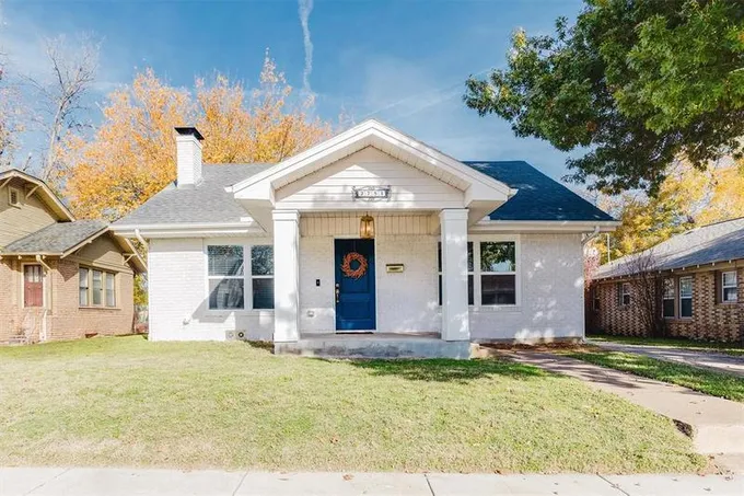 2751 Primrose Ave, Fort Worth, TX 76111  MLS# 20490740 for Sale