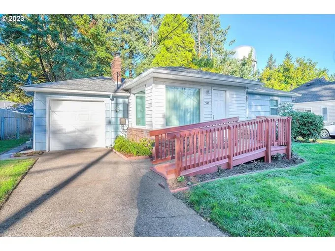 935 NE 117TH AVE, Portland OR 97220 for Sale