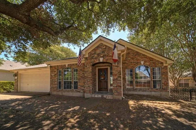 19719 Kennemer Dr, Pflugerville, TX 78660 - MLS 1454533 for Sale