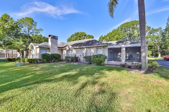 906 Golfview Woods Dr #906, Ruskin, FL 33573 - MLS T3464701 for Sale
