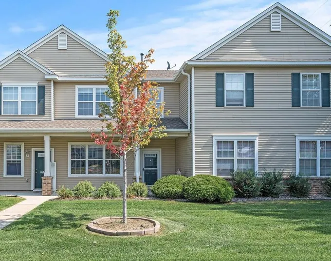2518 49th St E #7105, Inver Grove Heights, MN 55076 - MLS 6477444 for Sale