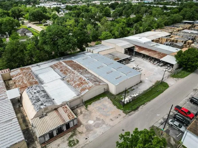 6302 Saint Augustine St, Houston, TX 77021 for Sale