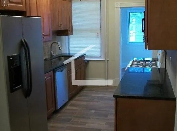 11 Babbird St unit 1D - Brookline, MA 02446 - Home For Rent