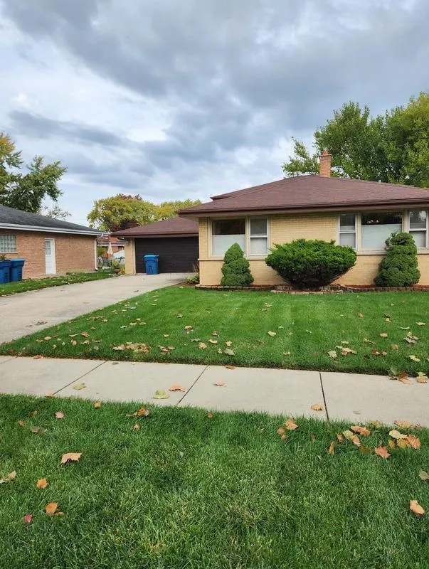 924 E 170th St, South Holland, IL 60473 - MLS 11917857 for Sale