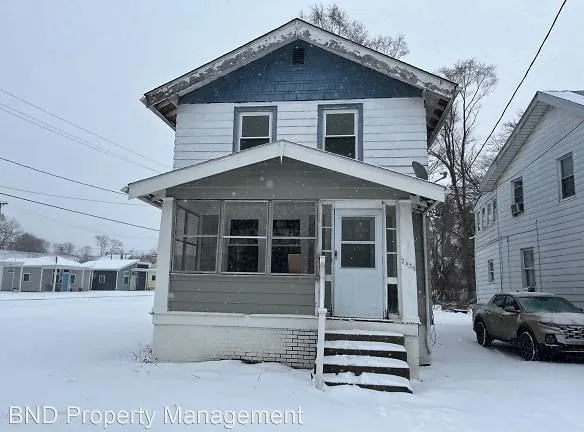 2436 Rosedale Ave - Toledo, OH 43606 - Home For Rent