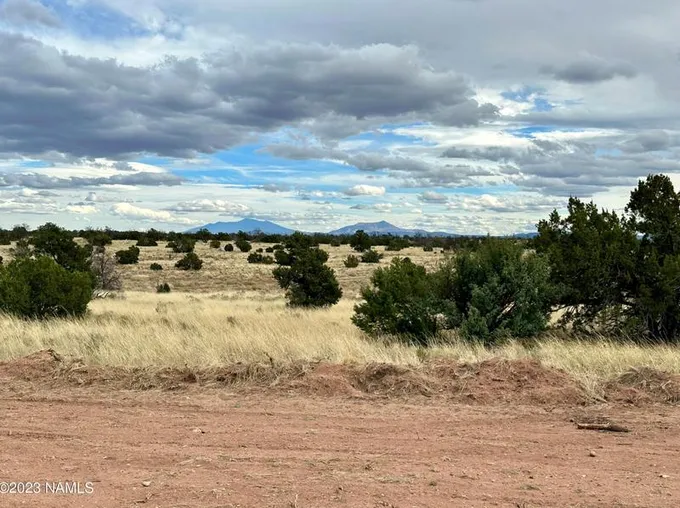 5716 N Alta Villa Rd Rd, Williams, AZ 86046 - MLS 195128 for Sale