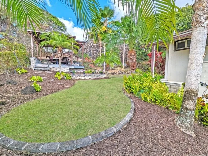 2034 Manoa Rd, Honolulu, HI 96822 - MLS 202325181 for Sale