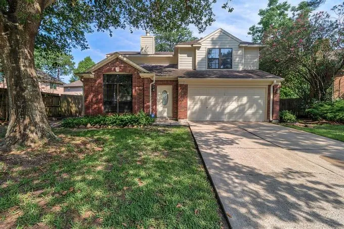 1202 Berkeley Lake Ln, Houston, TX 77062 for Rent