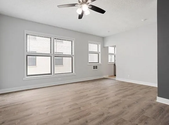 4520 N Clarendon Ave unit 809 - Chicago, IL 60613 - Home For Rent