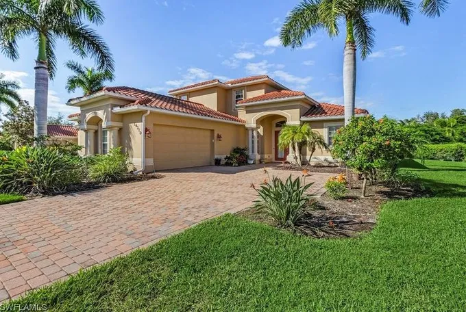 16210 Veridian Dr, Fort Myers, FL 33908 - MLS 223074479 for Sale