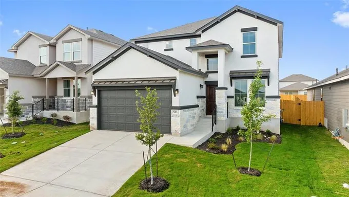 8508 Red Bottle Brush Rd, Lago Vista, TX 78645 for Sale