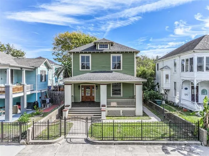 1310 Rosenberg St, Galveston, TX 77550 for Sale
