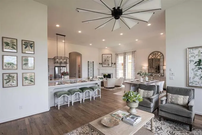 10032 Rebecca Place, Boerne, TX 78006 for Sale