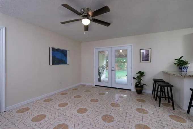 8527 Norton Dr, Houston, TX 77080 for Sale