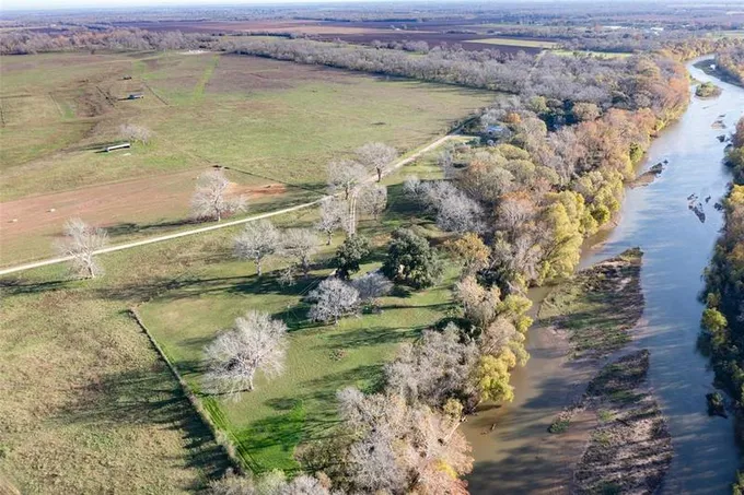 1323 County Road 228, Wharton, TX 77443 for Sale