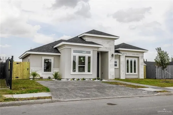 1108 W Dipper Avenue, Pharr, TX 78577 for Sale