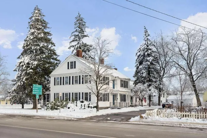 529 Main Street, Fryeburg, ME 04037  613782291 for Sale