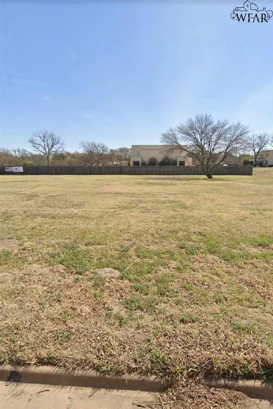 4021 Lake Park Drive, Wichita Falls, TX 76302 for Sale