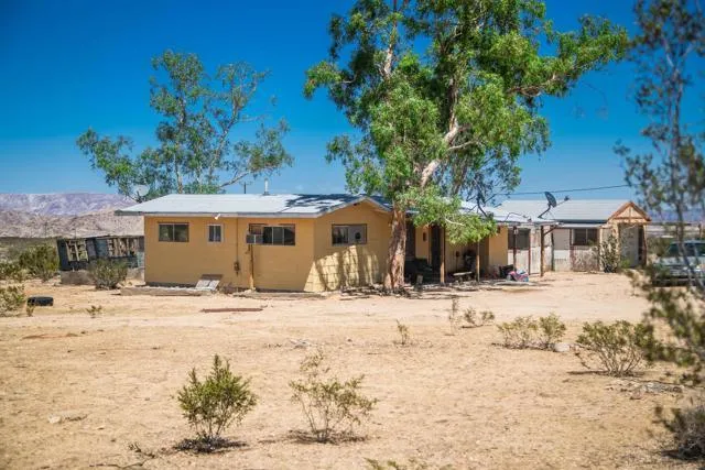 55460 Massachusets, Landers CA 92285 for Sale