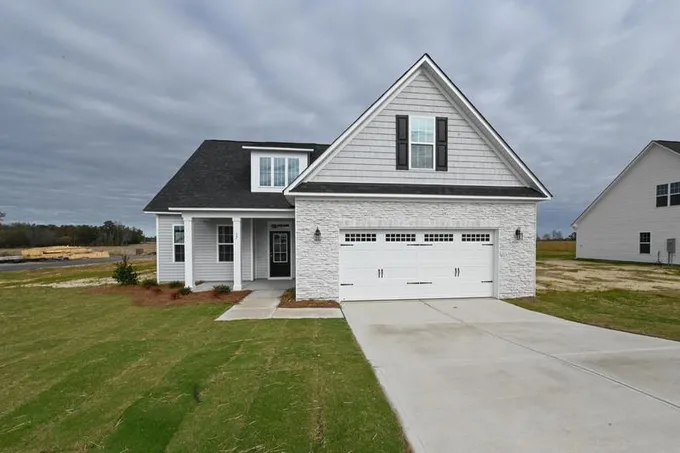 17 Looping Horse Cir, Angier, NC 27501  MLS# 2459461 for Sale