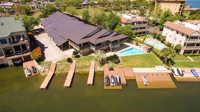 104 Cove E #101, Horseshoe Bay, TX 78657 for Rent