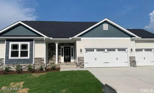 907 EAKINS LN, Richlands, NC 28574 Single Family Residence For Sale  MLS# 100394778