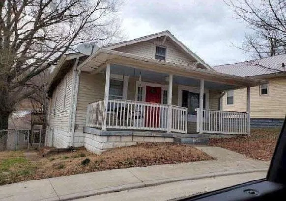 3Rd Circle Prospect, ASHLAND, KY 41101  616978912 for Sale