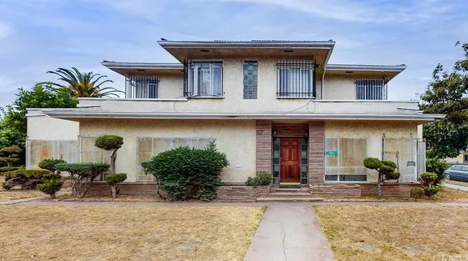 1501 W 19th St, Long Beach, CA 90810 - MLS PW20256303 for Sale