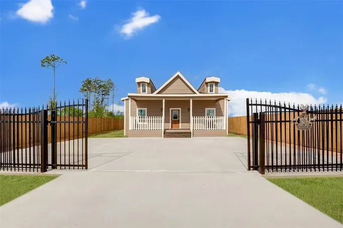 1275 Road 5702, Cleveland, TX 77327 for Sale