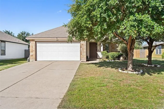 1204 Twin Cv, Kyle, TX 78640 for Sale