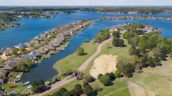 Madison, Madison County, MS Farms and Ranches, Lakefront Property, Waterfront Property, Homesites for sale Property ID: