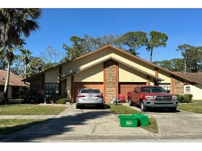 Stonybrook Cir for Sale