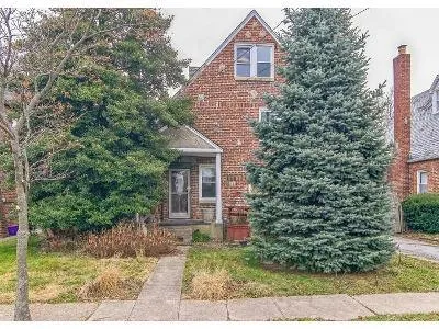 Alexander Pl for Sale