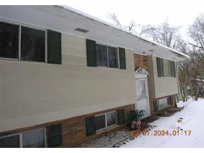 Pinecrest Dr for Sale