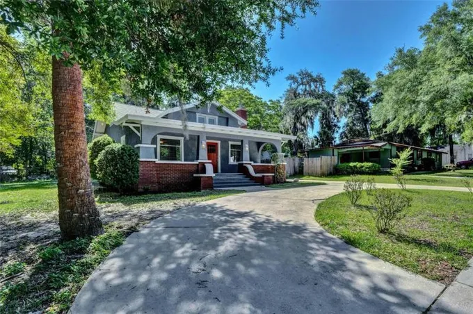 531 N DELAWARE AVE, DELAND, FL 32720 Single Family Residence For Sale  MLS# V4932769