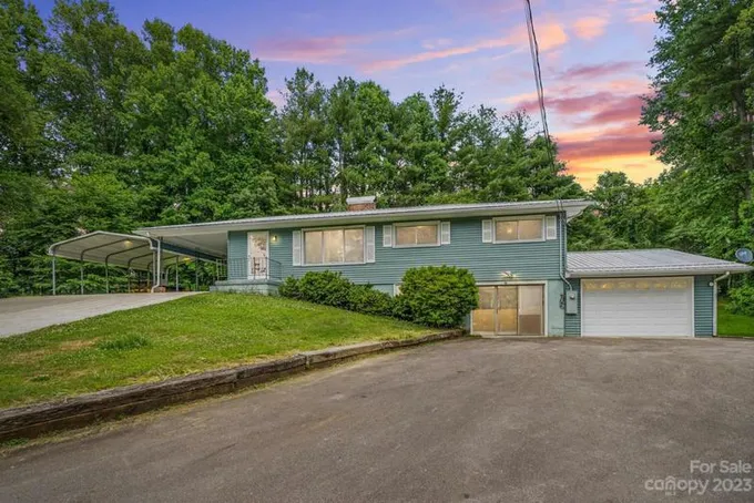 51 PINECOLA DR, Brevard, NC 28712 Single Family Residence For Sale  MLS# 4042165 for Rent