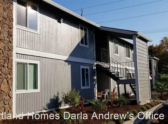 7709 SE Harold St - Portland, OR 97206 - Home For Rent